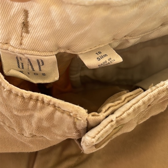 🔵3/$20 GAP | Kids Uniform Lived-In Khakis (18) slim - Picture 4 of 12